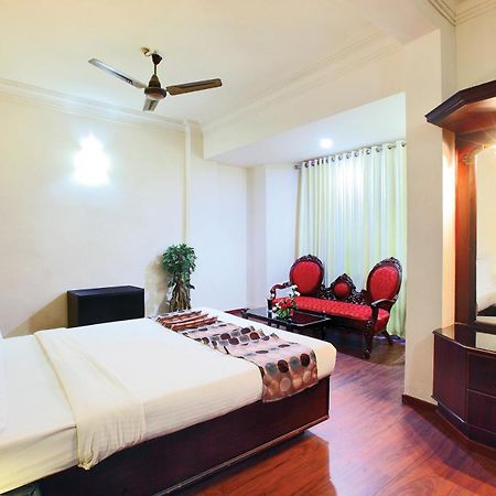 Trichur Towers Thrissur Екстериор снимка
