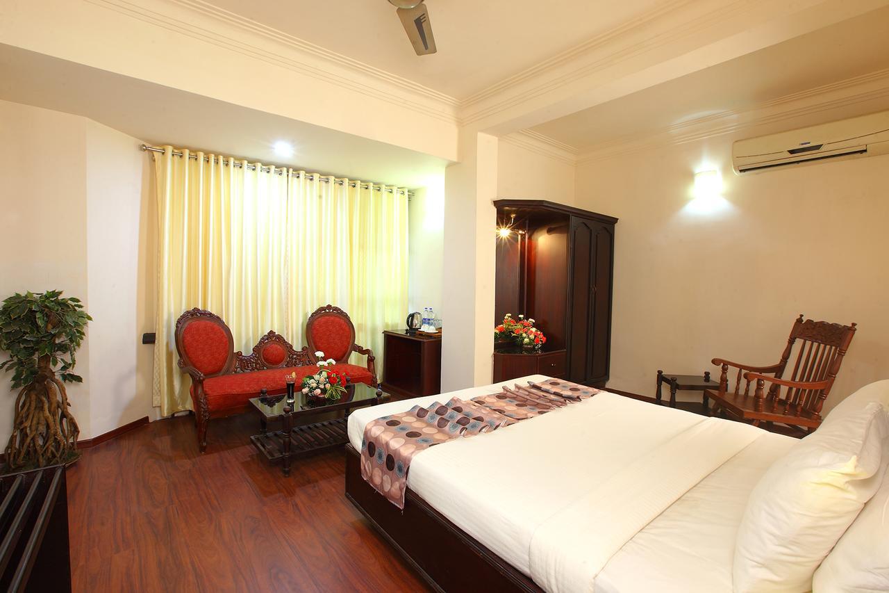 Trichur Towers Thrissur Екстериор снимка