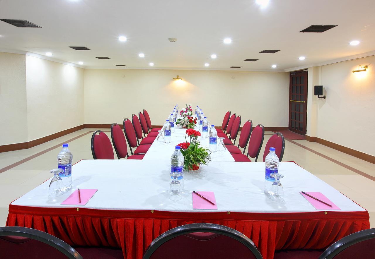 Trichur Towers Thrissur Екстериор снимка